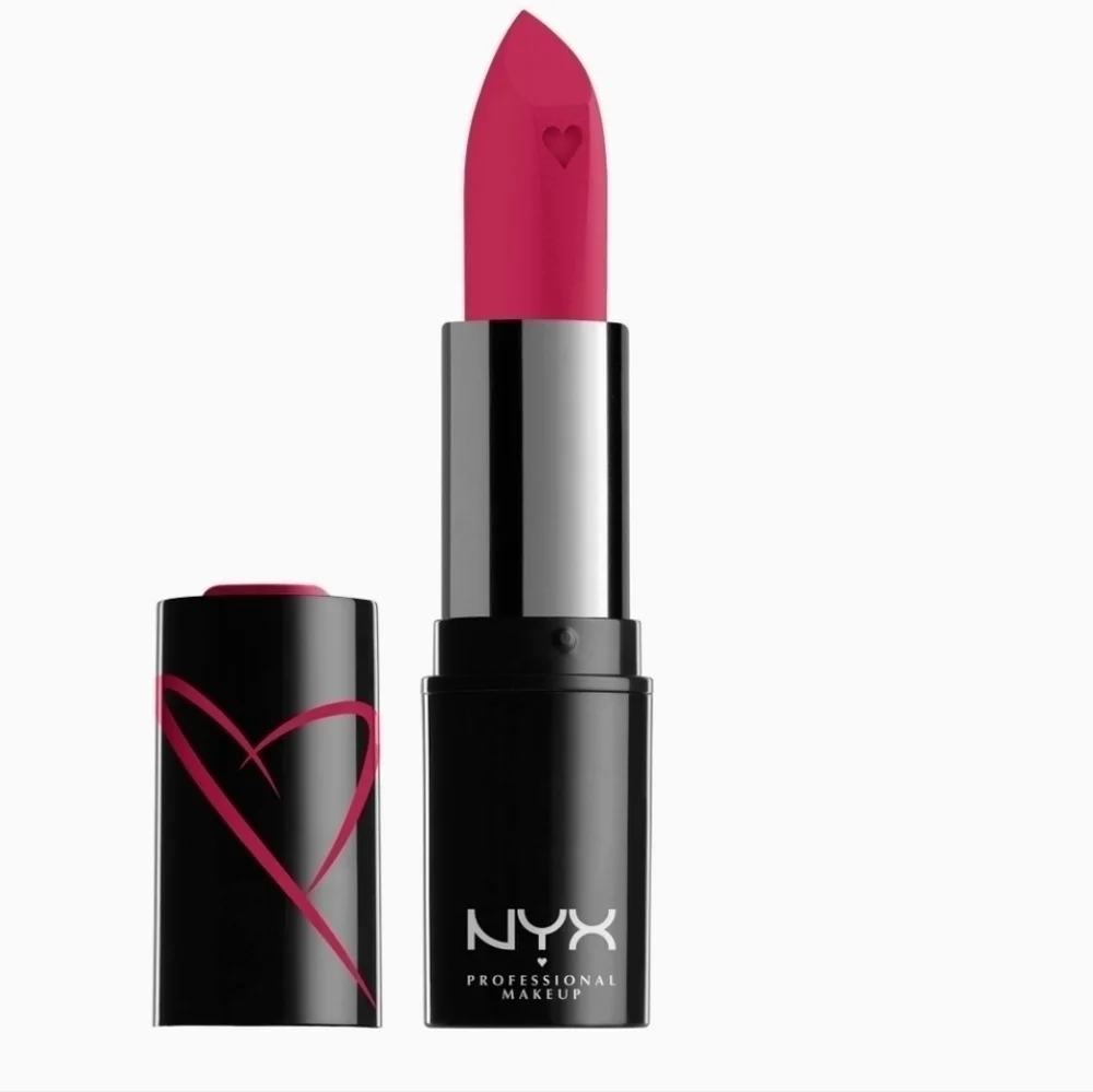 LAST ONE ❤️ NYX shout loud satin Lipstick Shade Cherry Charm